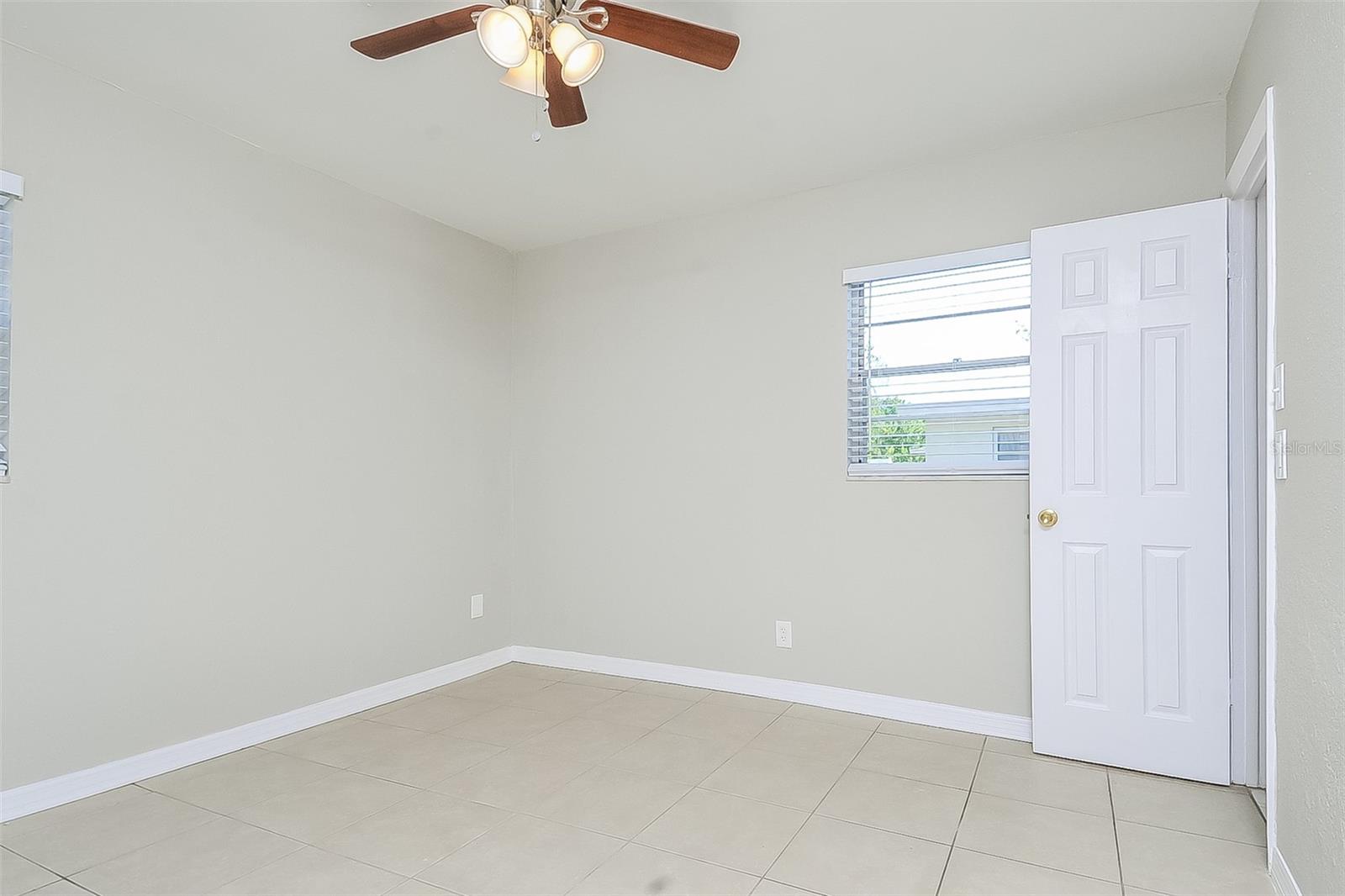 4417 W VARN AVE, TAMPA, FL, 33616