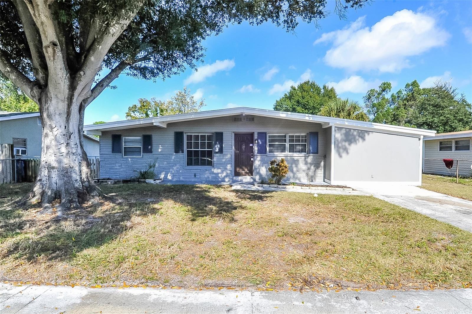 4417 W VARN AVE, TAMPA, FL, 33616