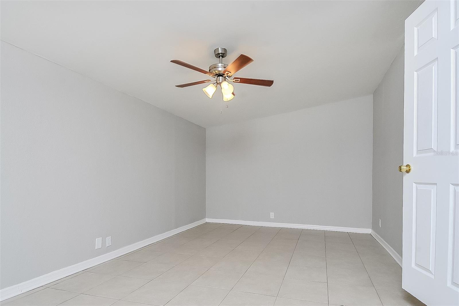 4417 W VARN AVE, TAMPA, FL, 33616