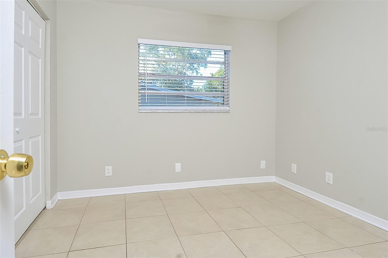 4417 W VARN AVE, TAMPA, FL, 33616