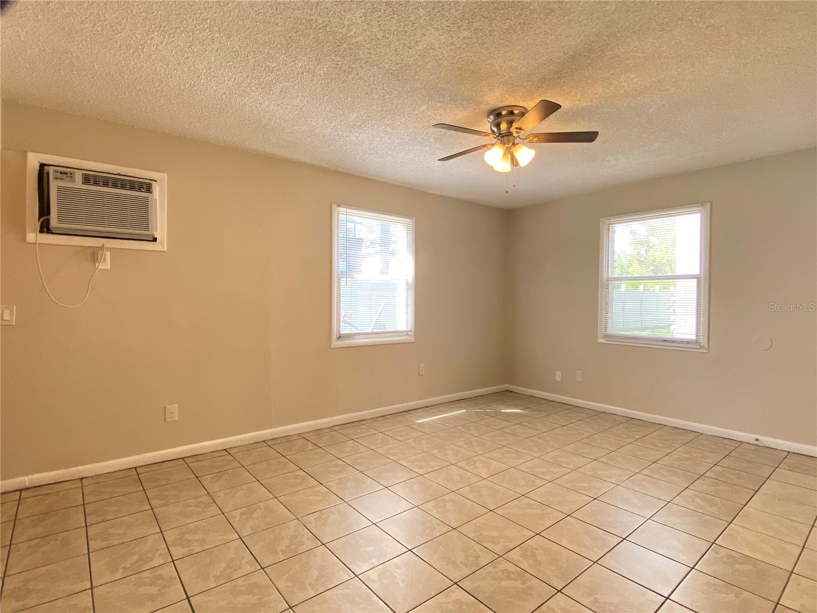 5115 CURRY FORD RD #2, ORLANDO, FL, 32812