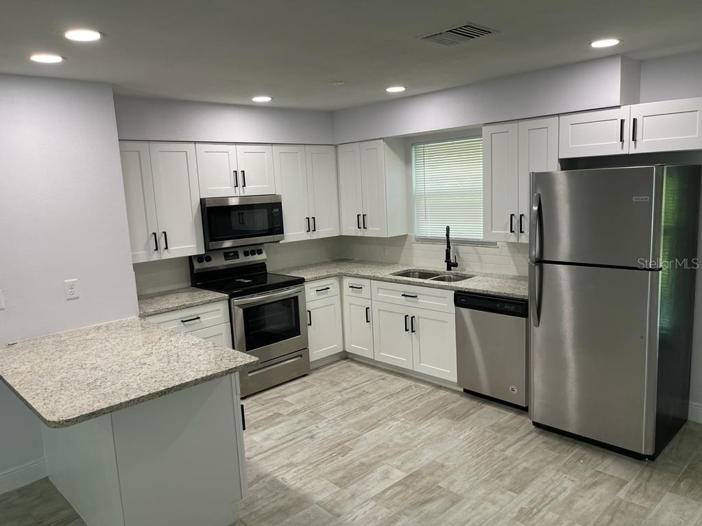 1870 1ST AVE, DELAND, FL, 32724