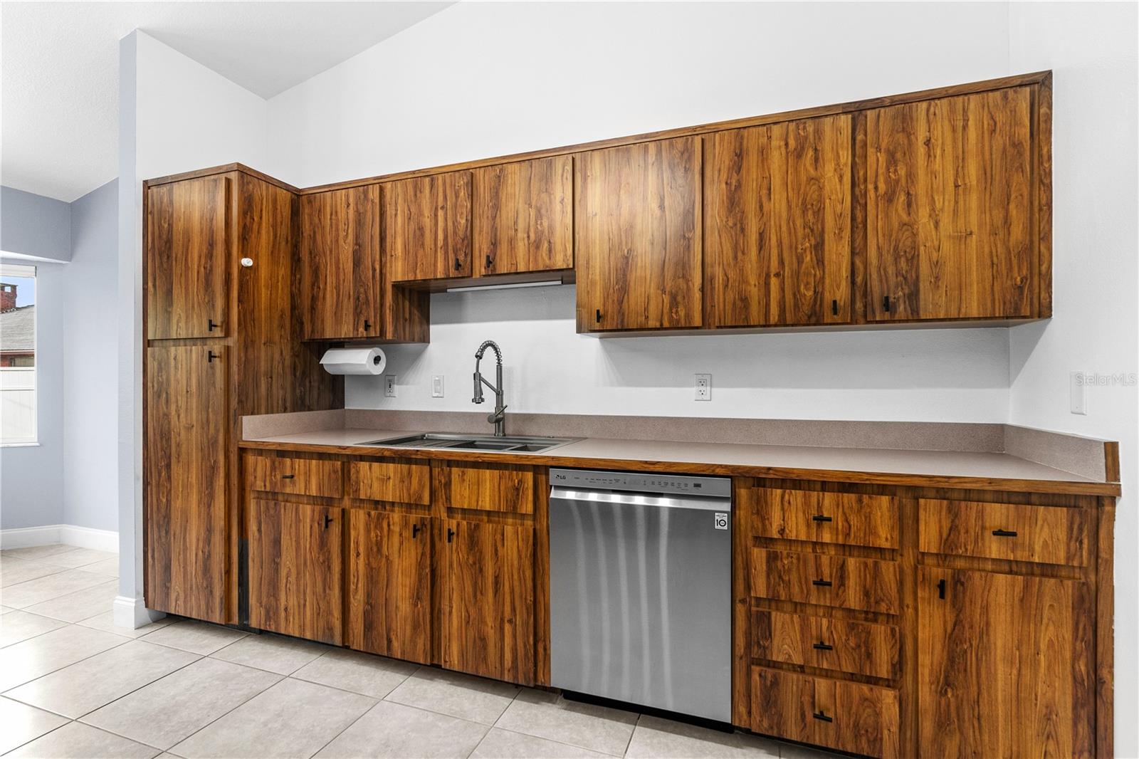 3104 UMBRELLA TREE DR, EDGEWATER, FL, 32141