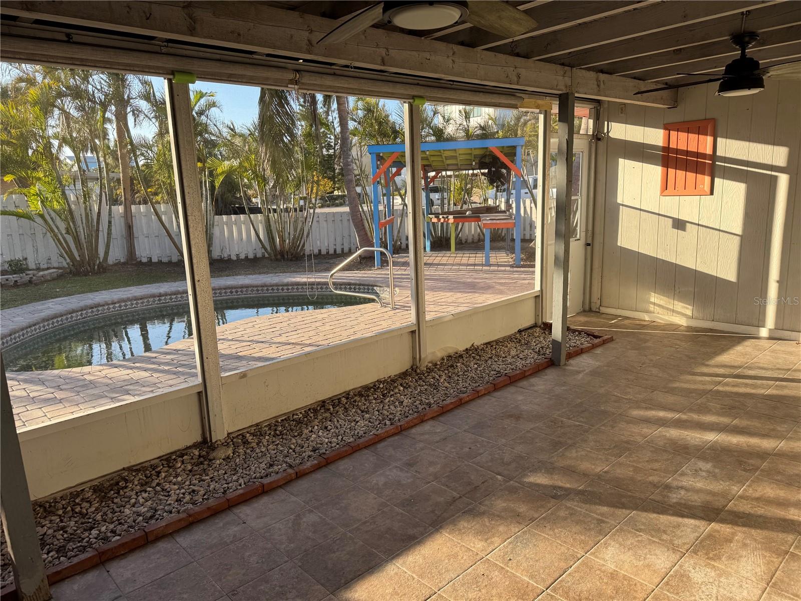 408 CLARK LN #A, HOLMES BEACH, FL, 34217