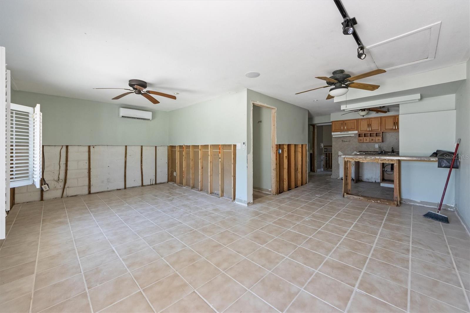408 CLARK LN #A, HOLMES BEACH, FL, 34217