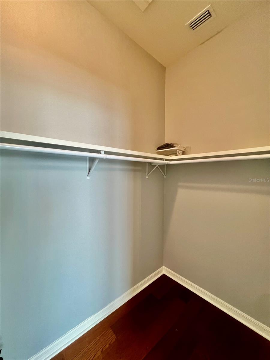 204 W HAYA ST, TAMPA, FL, 33603