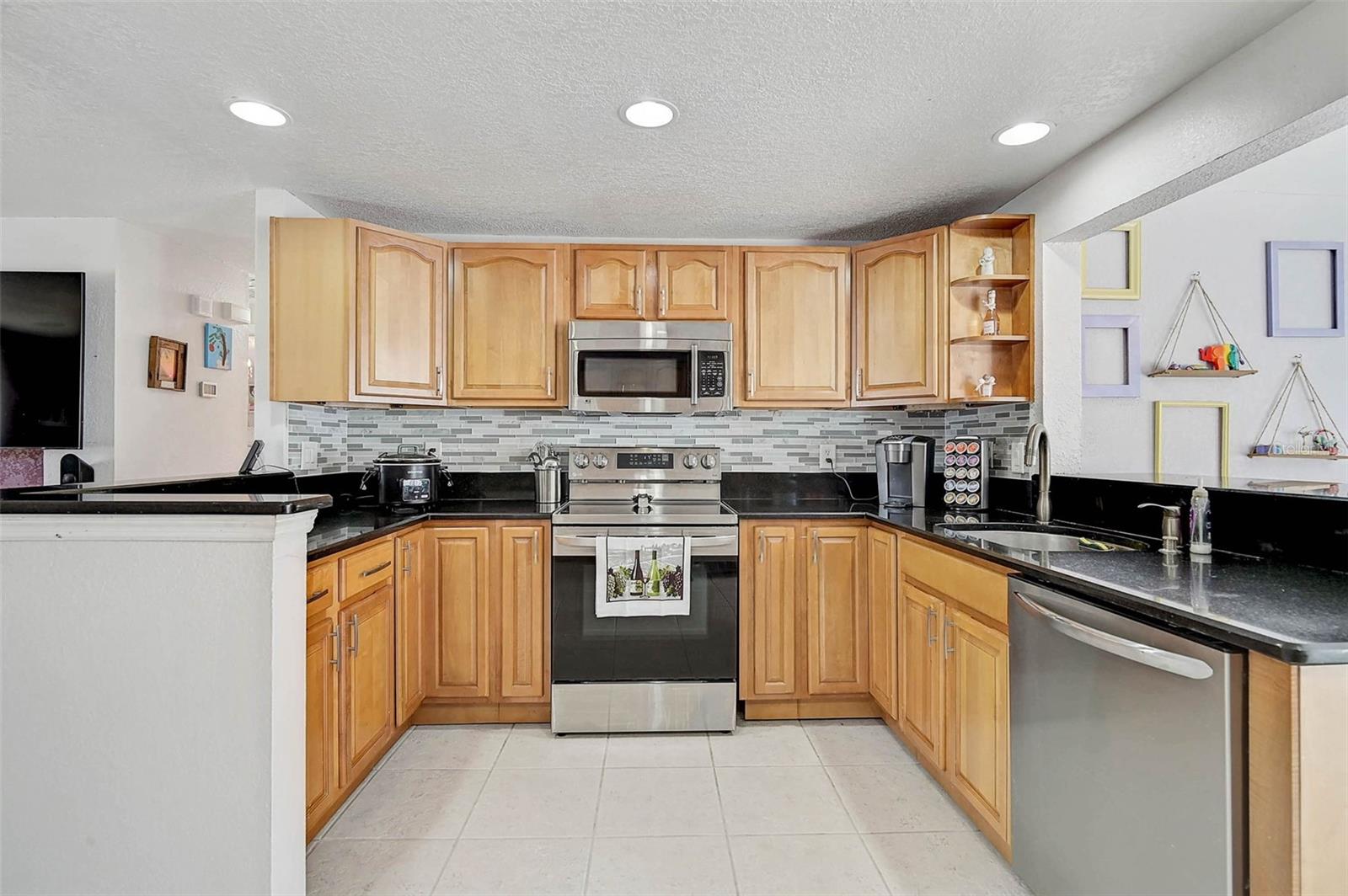 3844 TAMPICO DR, SARASOTA, FL, 34235