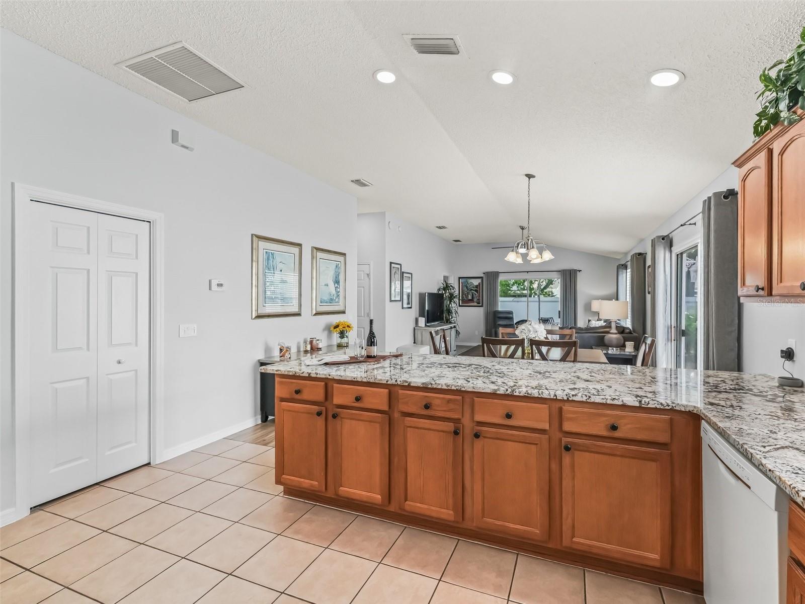 1496 ROSEDALE WAY, THE VILLAGES, FL, 32162