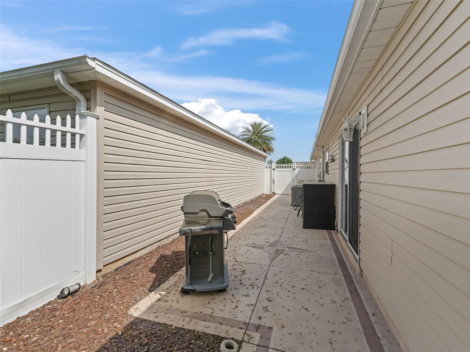 1496 ROSEDALE WAY, THE VILLAGES, FL, 32162