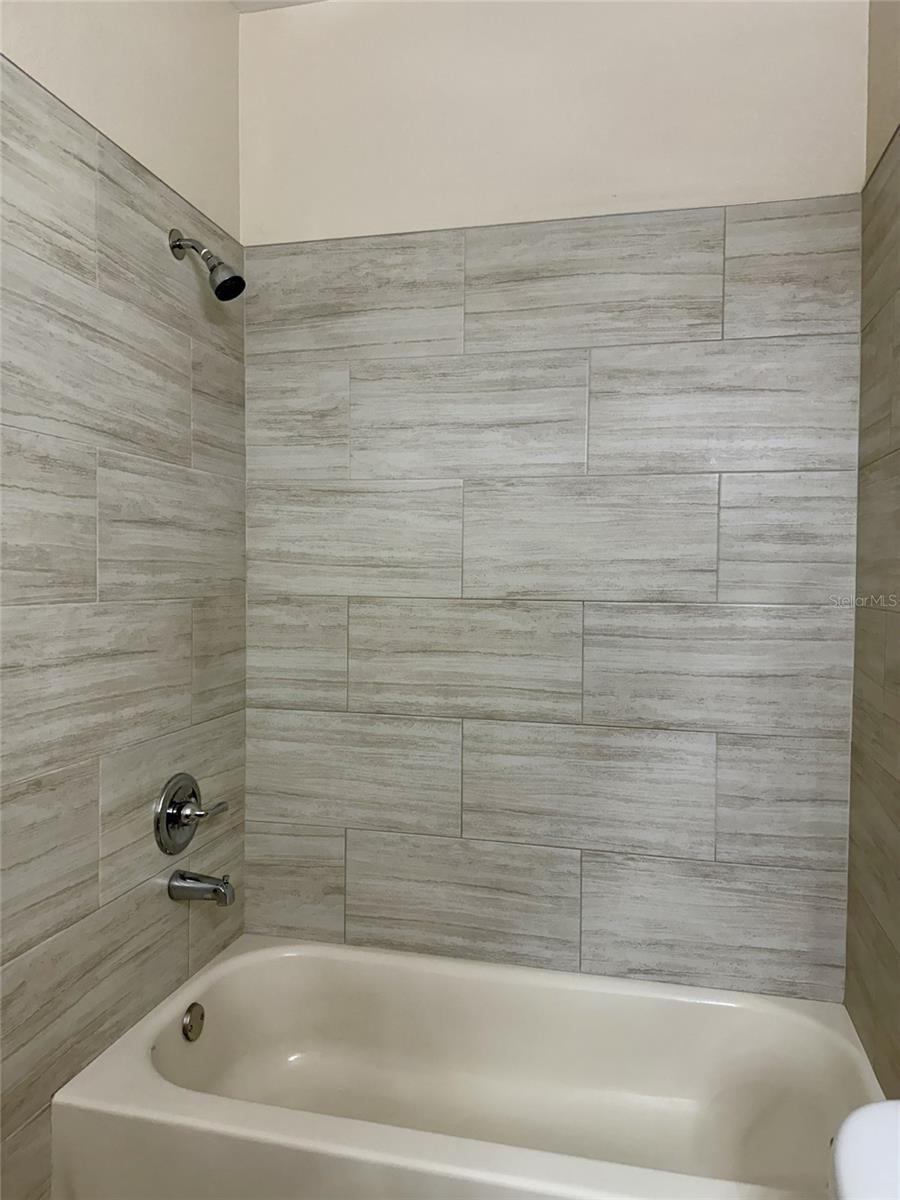 3611 CONROY RD #815, ORLANDO, FL, 32839