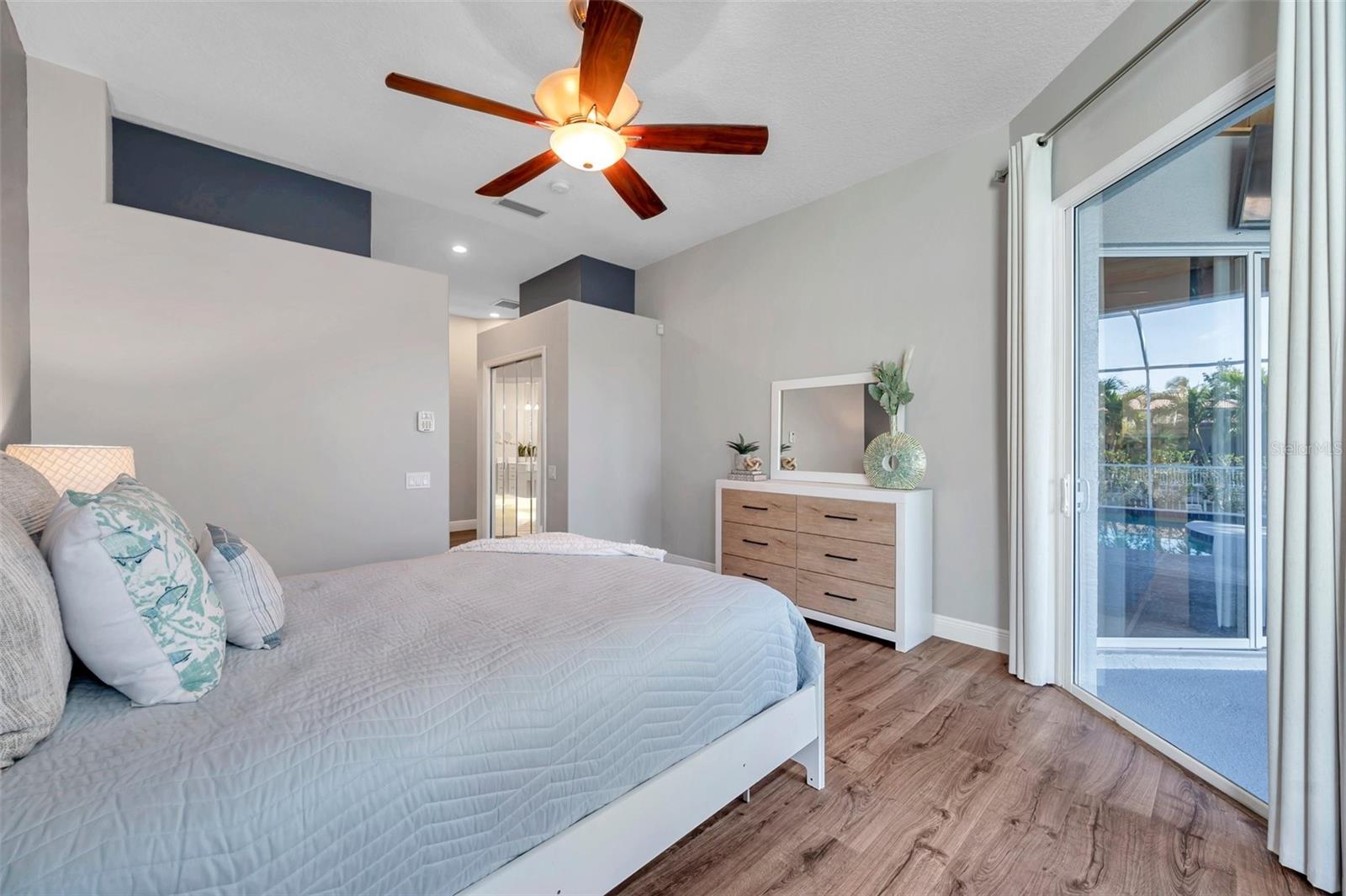 4527 BARRACUDA DR, BRADENTON, FL, 34208