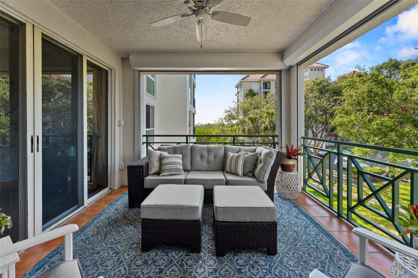 4750 DOLPHIN CAY LN S #209, ST PETERSBURG, FL, 33711