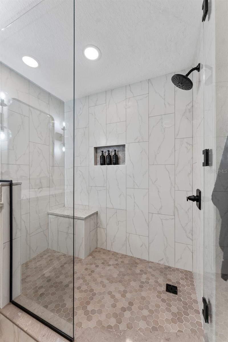 4750 DOLPHIN CAY LN S #209, ST PETERSBURG, FL, 33711