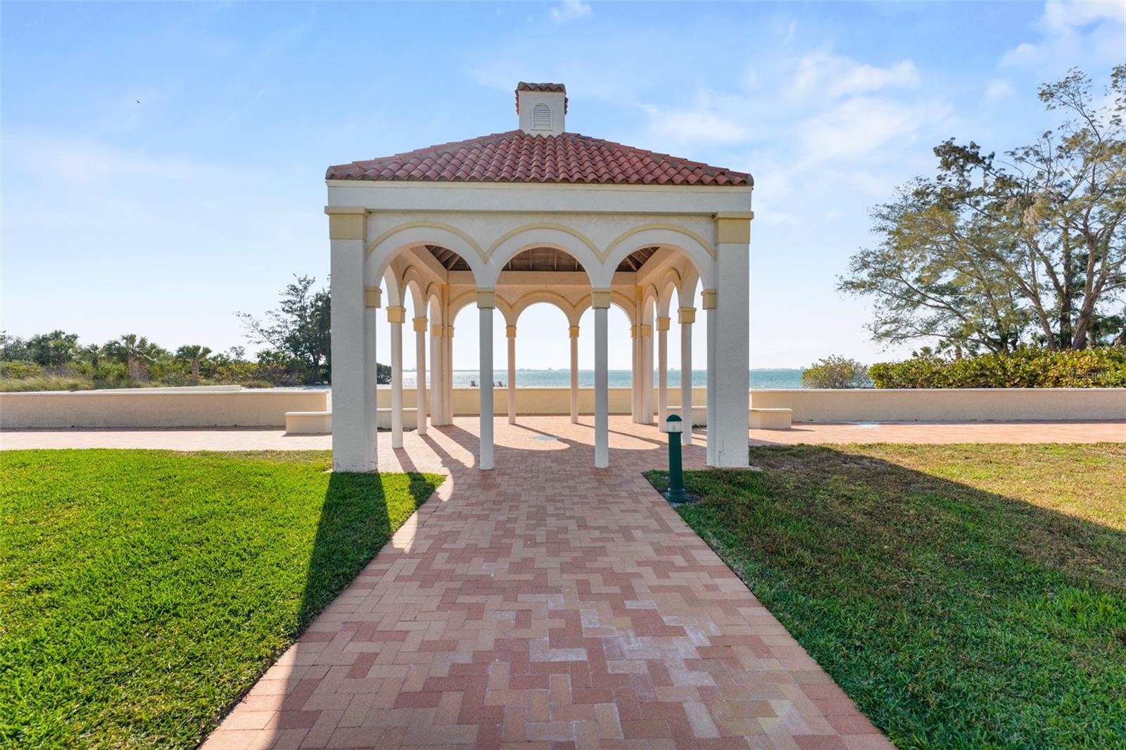 4750 DOLPHIN CAY LN S #209, ST PETERSBURG, FL, 33711
