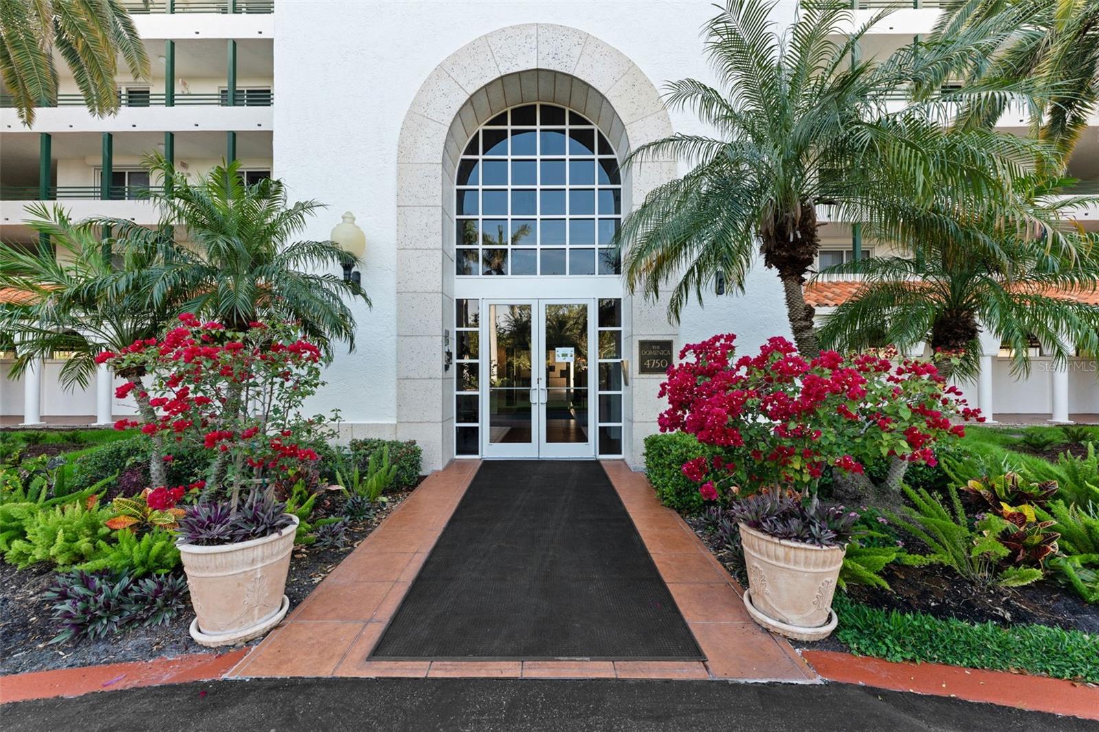 4750 DOLPHIN CAY LN S #209, ST PETERSBURG, FL, 33711