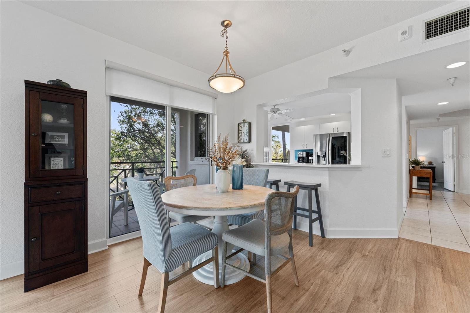 4750 DOLPHIN CAY LN S #209, ST PETERSBURG, FL, 33711