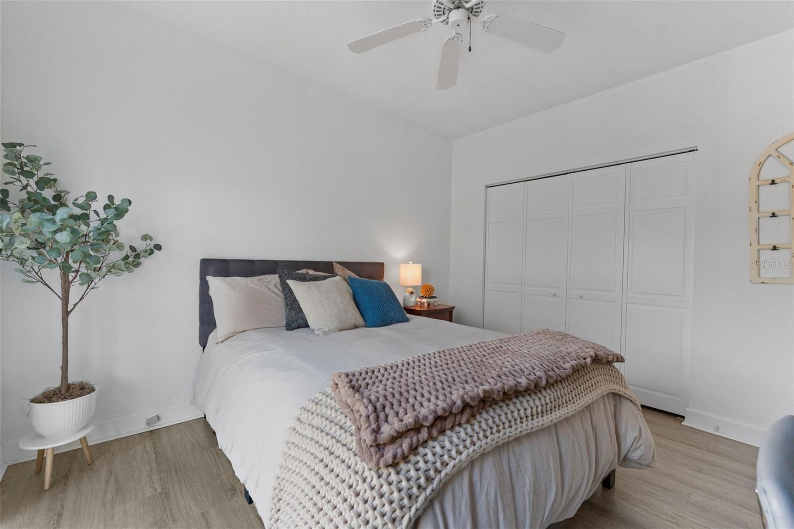 4750 DOLPHIN CAY LN S #209, ST PETERSBURG, FL, 33711