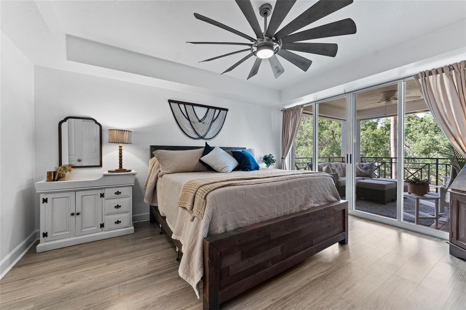 4750 DOLPHIN CAY LN S #209, ST PETERSBURG, FL, 33711