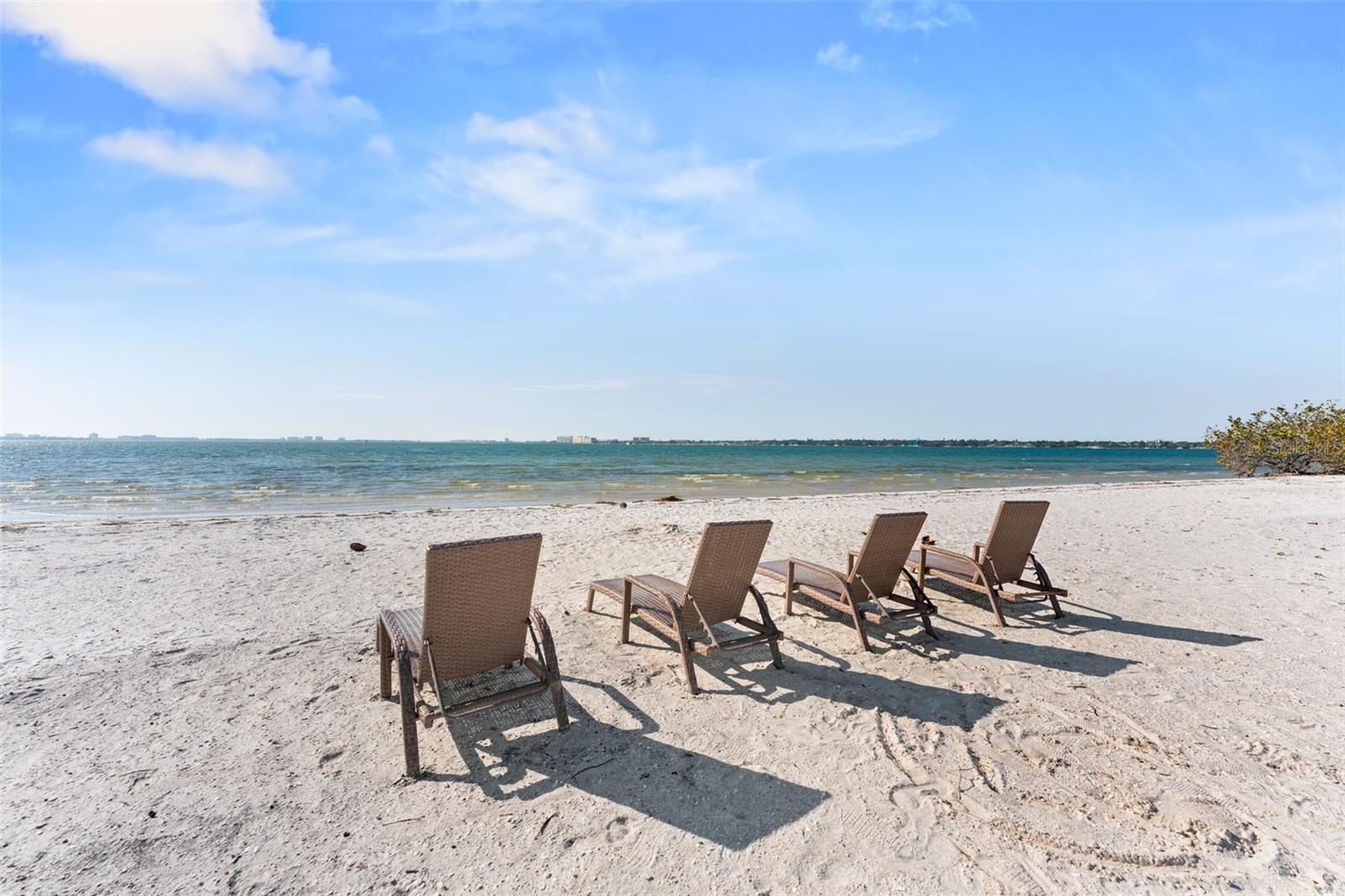 4750 DOLPHIN CAY LN S #209, ST PETERSBURG, FL, 33711