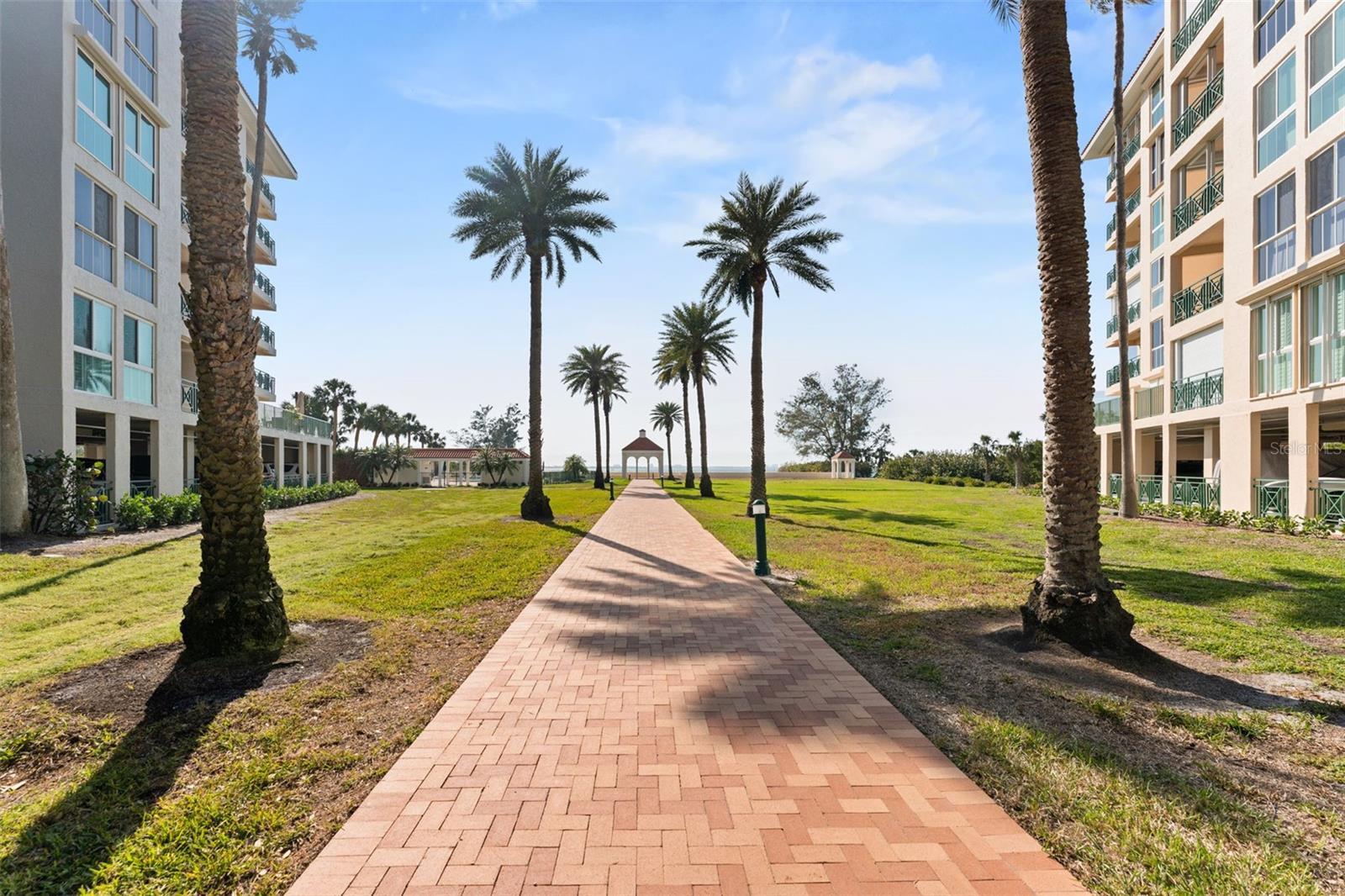 4750 DOLPHIN CAY LN S #209, ST PETERSBURG, FL, 33711