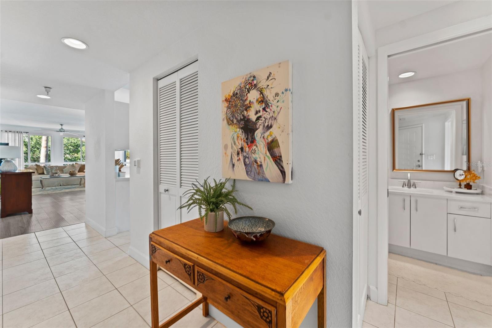 4750 DOLPHIN CAY LN S #209, ST PETERSBURG, FL, 33711