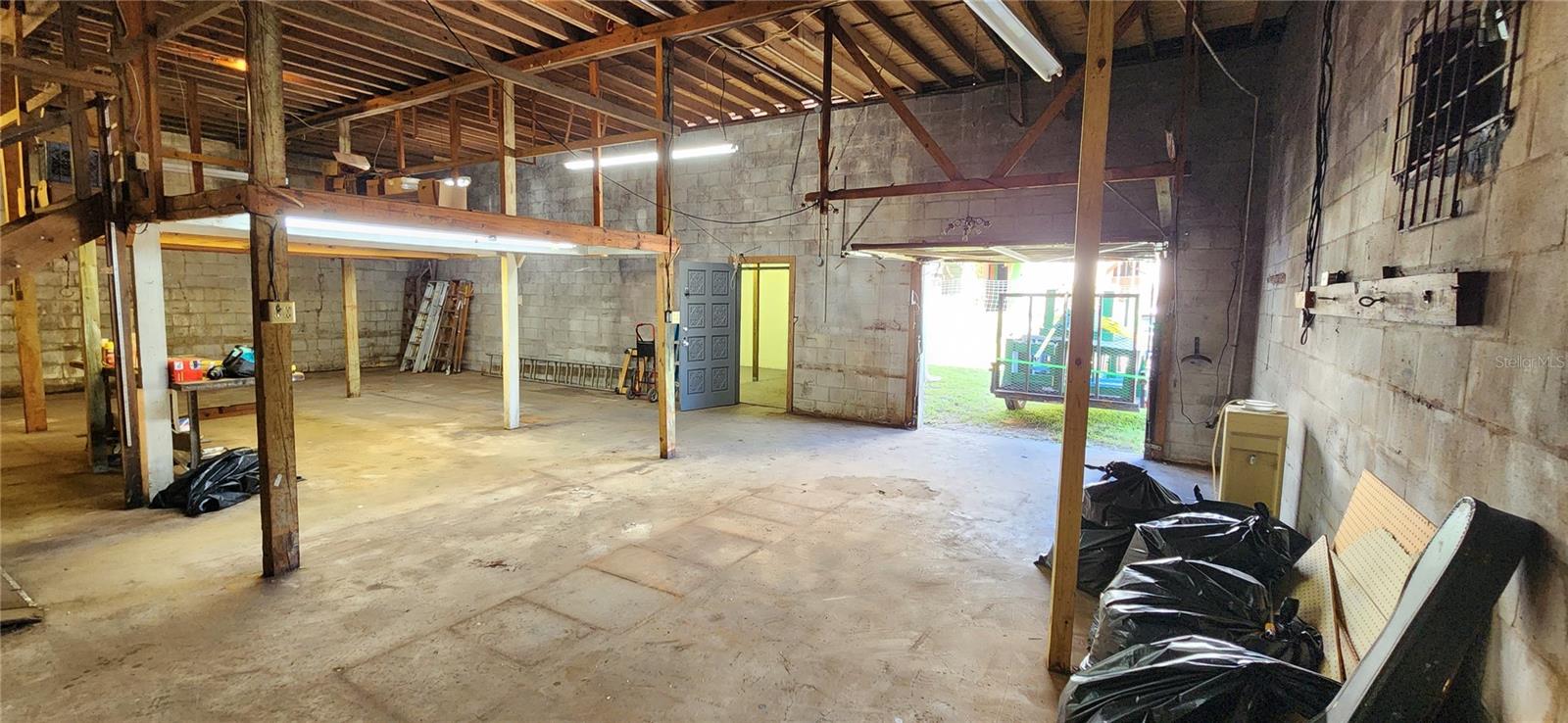 111 N SUMMIT ST, CRESCENT CITY, FL, 32112
