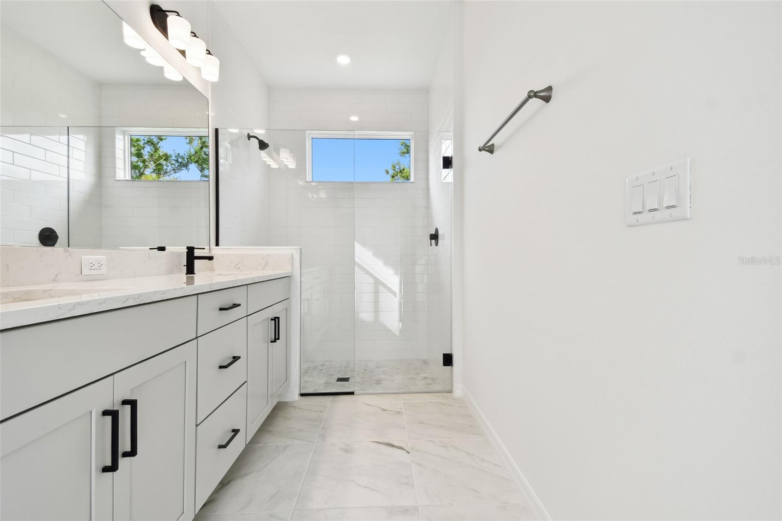 17986 CHERISHED LOOP, LAKEWOOD RANCH, FL, 34211