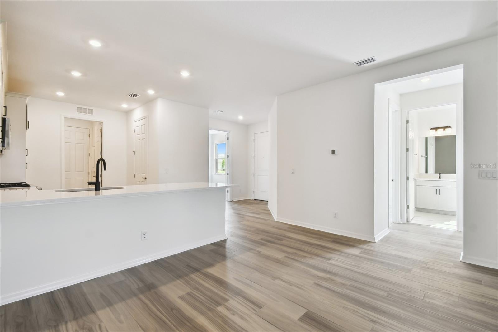 17986 CHERISHED LOOP, LAKEWOOD RANCH, FL, 34211