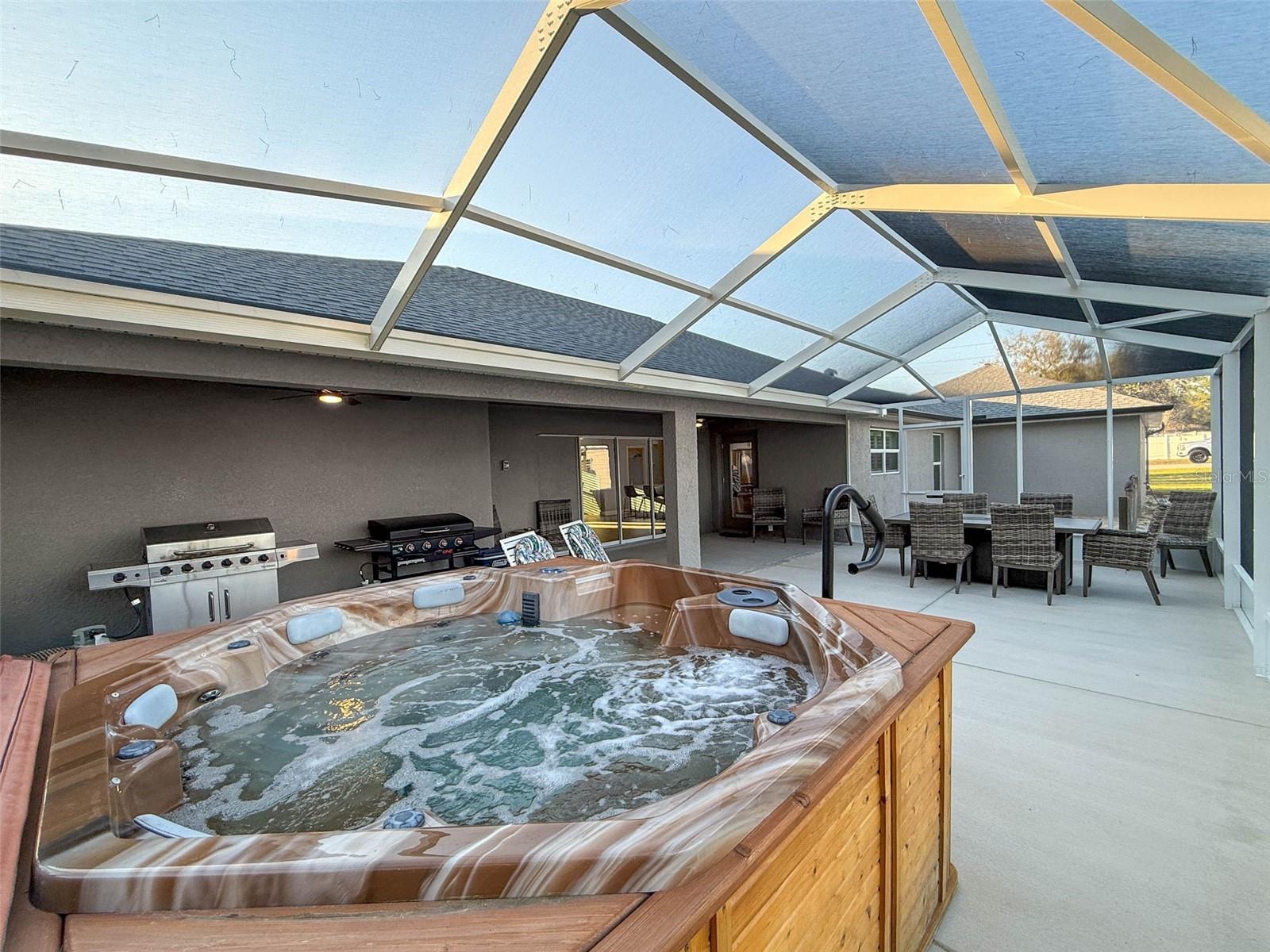 11160 GYRAFALCON AVE, WEEKI WACHEE, FL, 34613