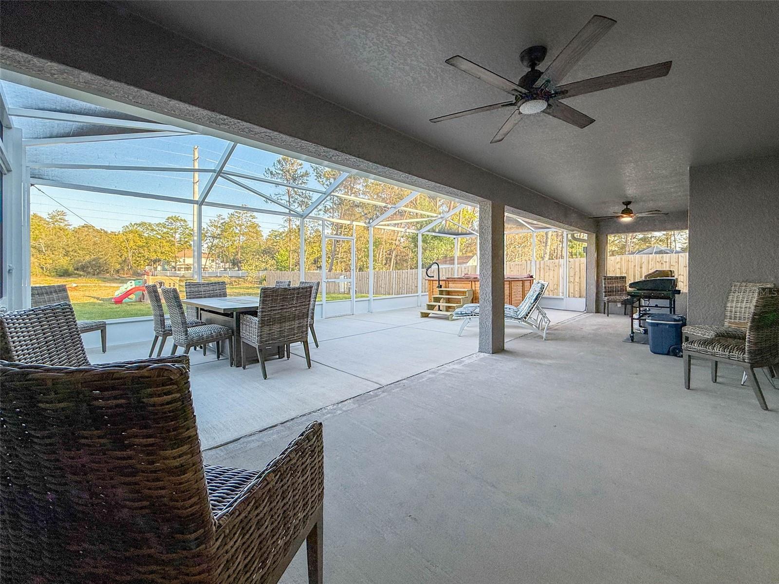 11160 GYRAFALCON AVE, WEEKI WACHEE, FL, 34613