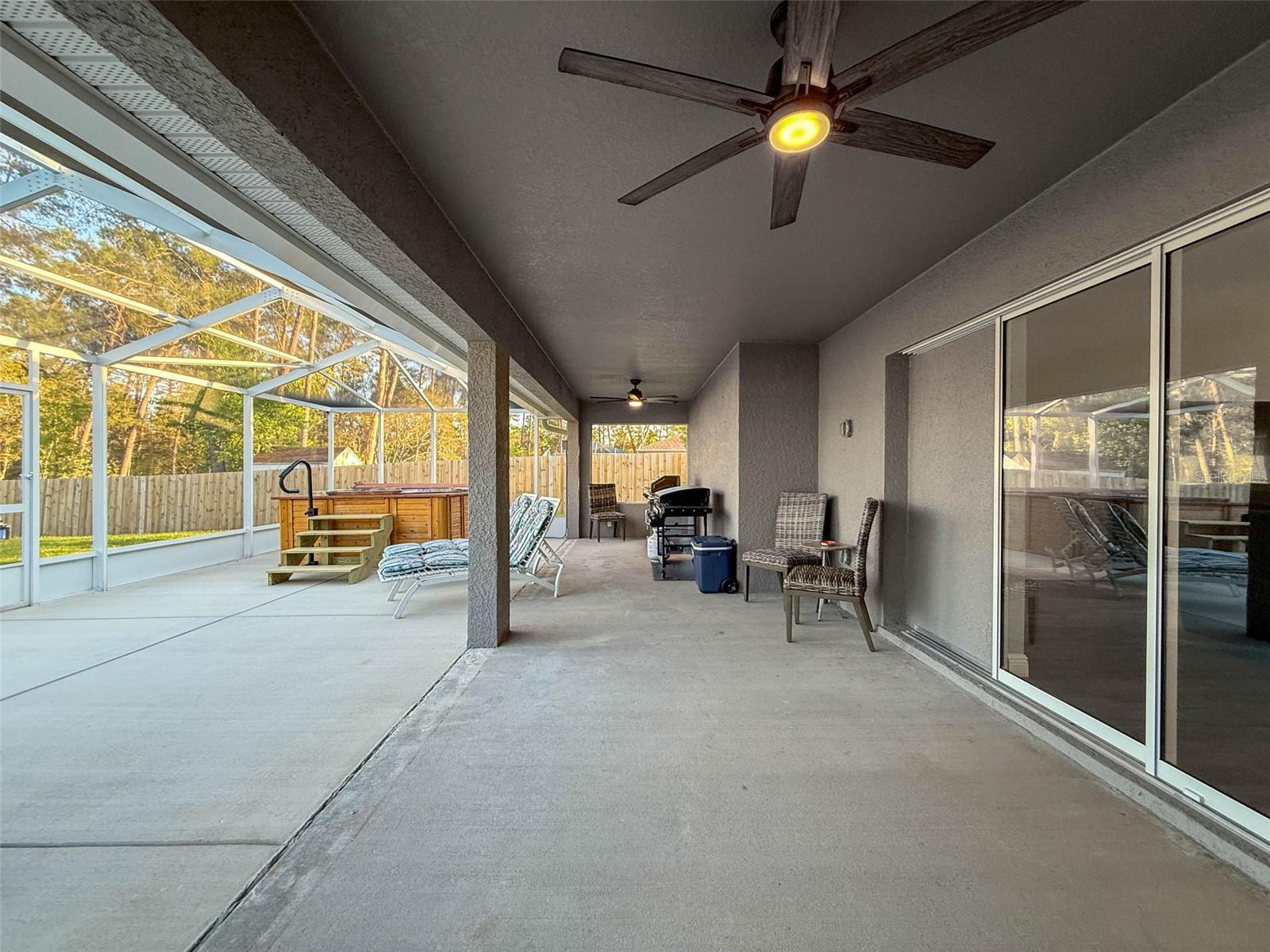 11160 GYRAFALCON AVE, WEEKI WACHEE, FL, 34613