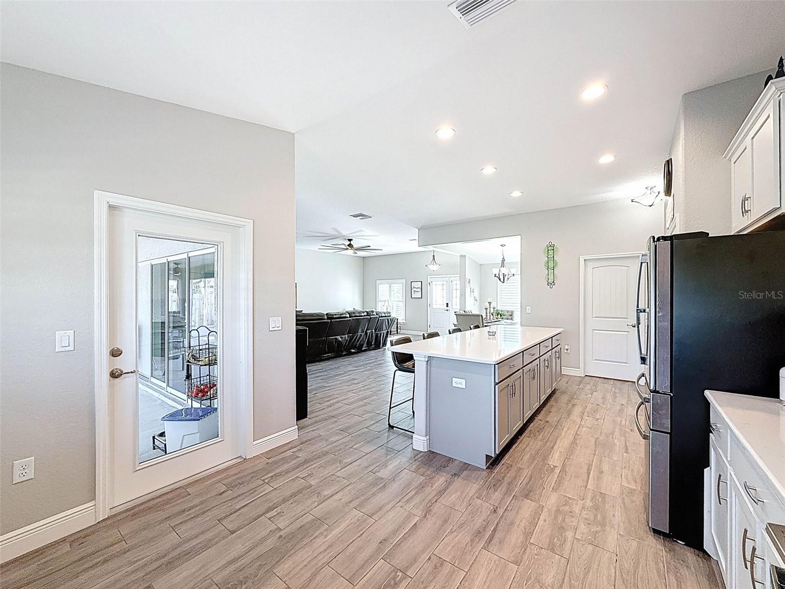 11160 GYRAFALCON AVE, WEEKI WACHEE, FL, 34613