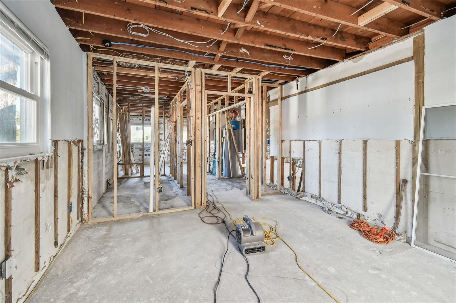 1516 MASSACHUSETTS AVE NE, ST PETERSBURG, FL, 33703