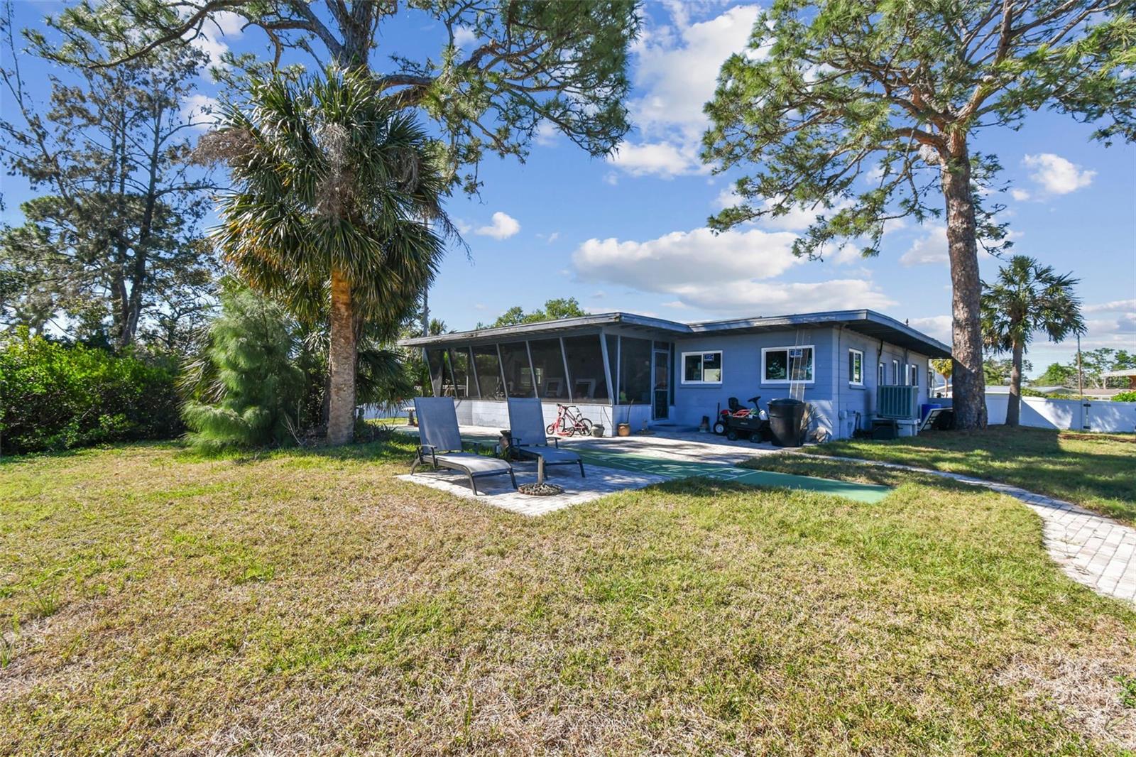 1516 MASSACHUSETTS AVE NE, ST PETERSBURG, FL, 33703