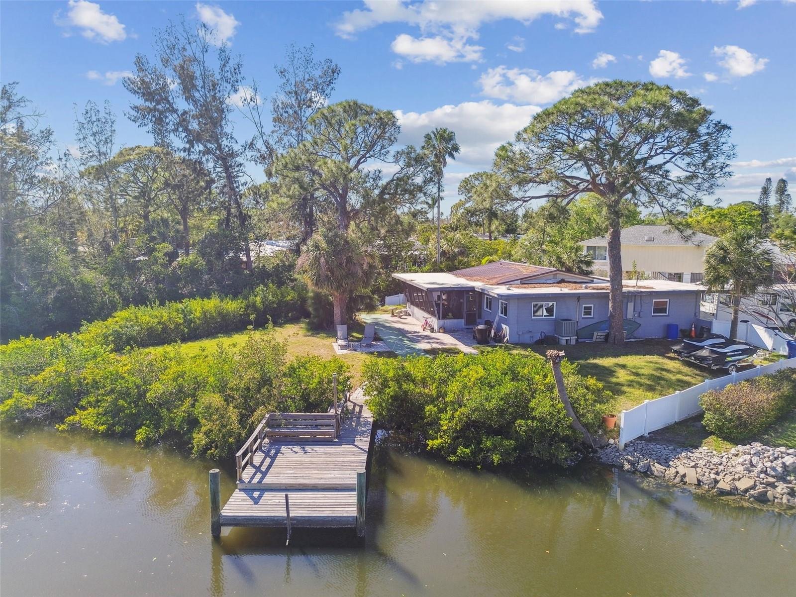 1516 MASSACHUSETTS AVE NE, ST PETERSBURG, FL, 33703