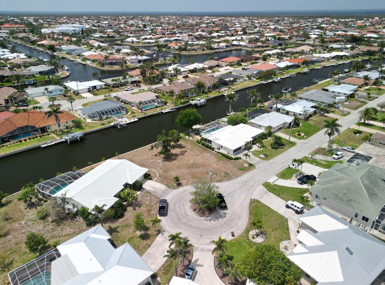 571 BELVEDERE CT, PUNTA GORDA, FL, 33950