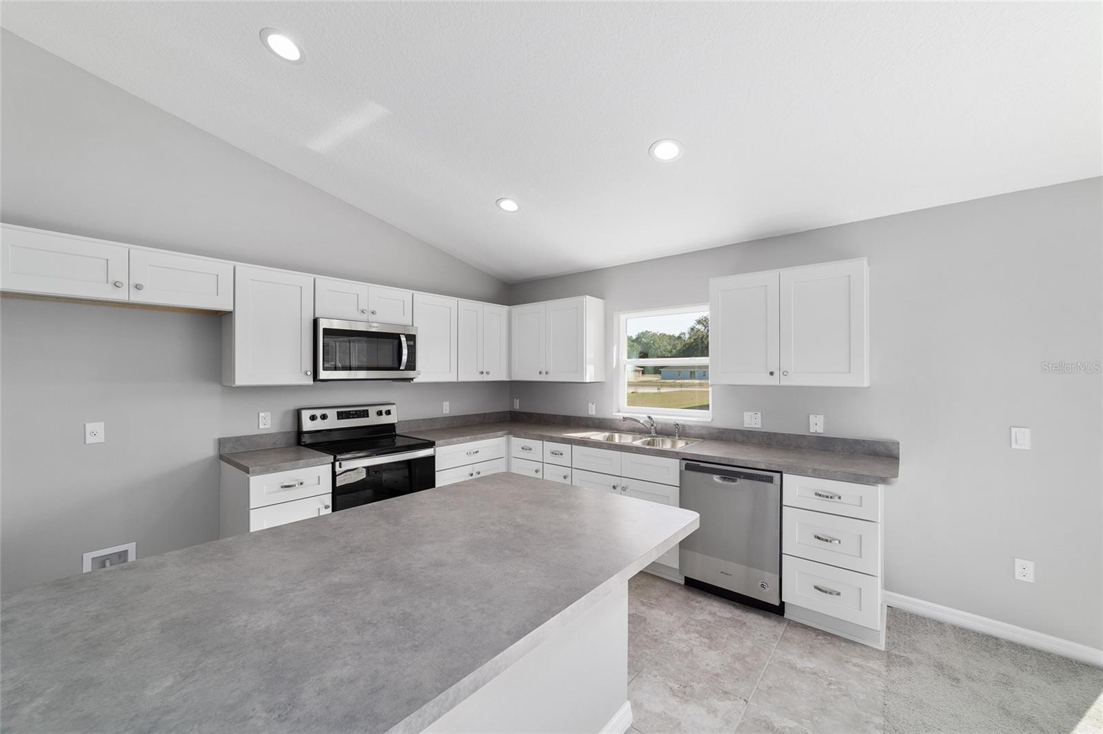 1698 NE 161 ST, CITRA, FL, 32113