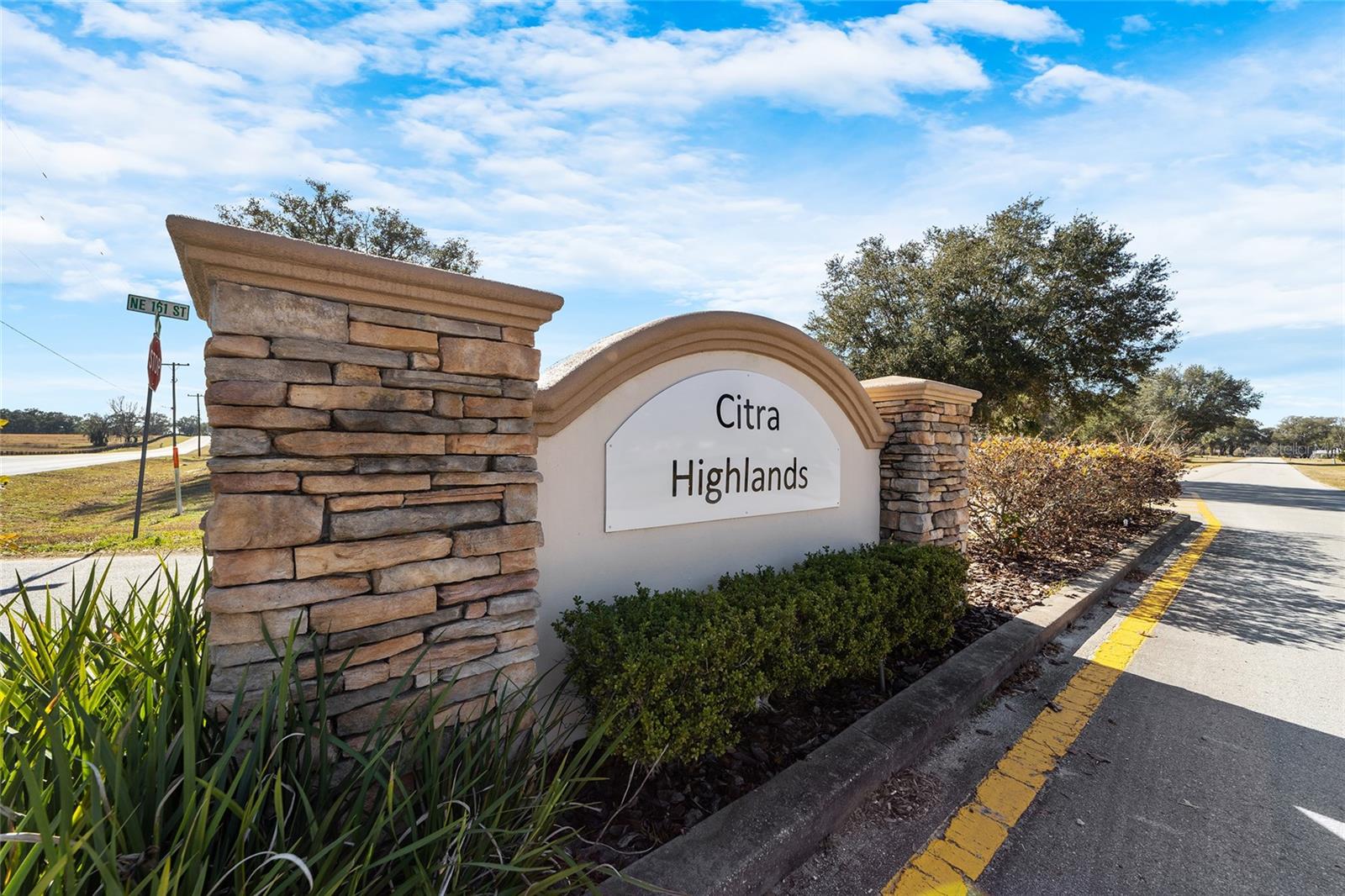 1698 NE 161 ST, CITRA, FL, 32113