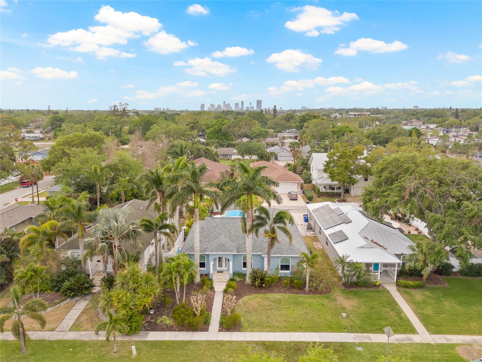 330 47TH AVE N, ST PETERSBURG, FL, 33703