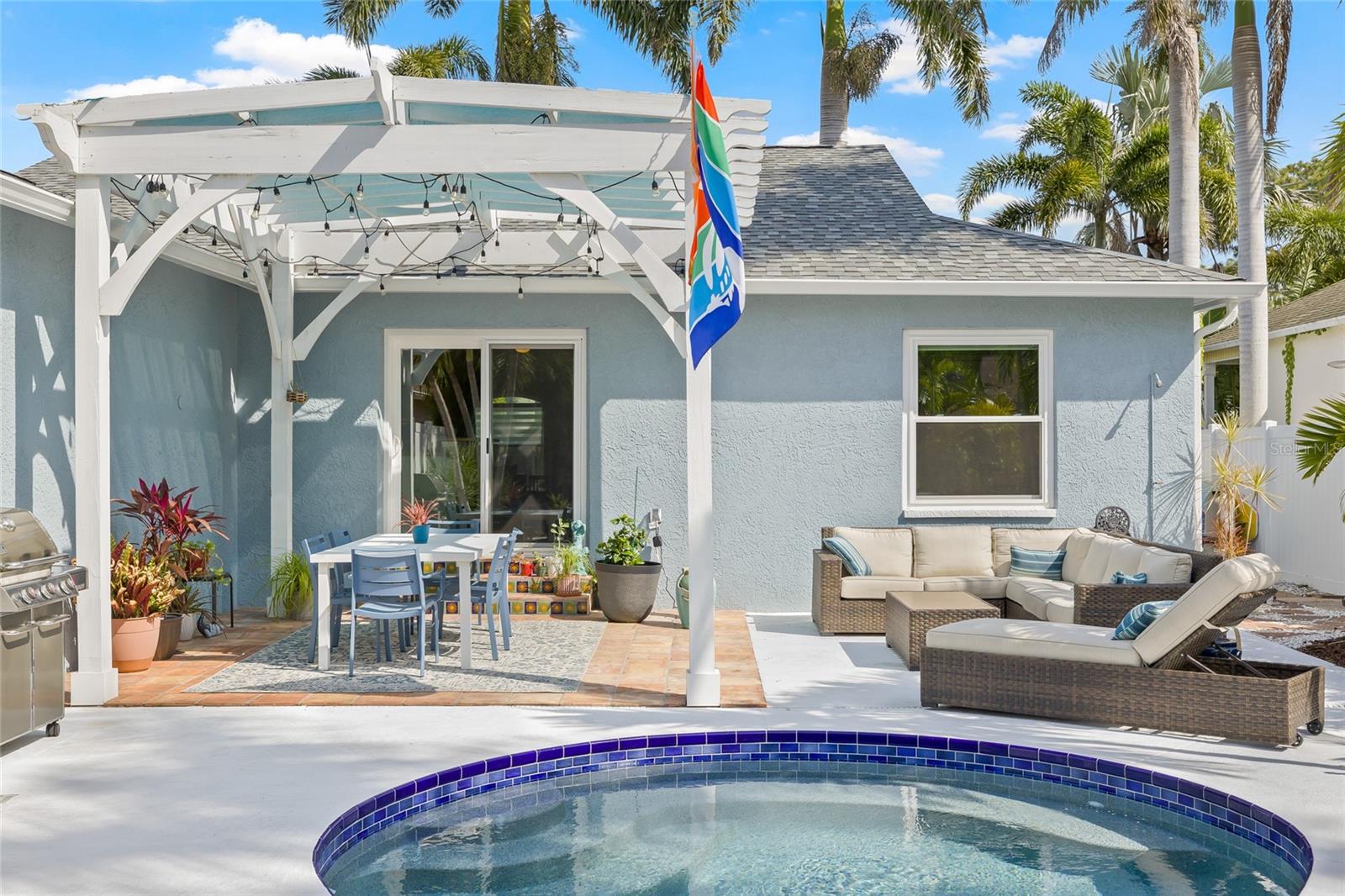 330 47TH AVE N, ST PETERSBURG, FL, 33703