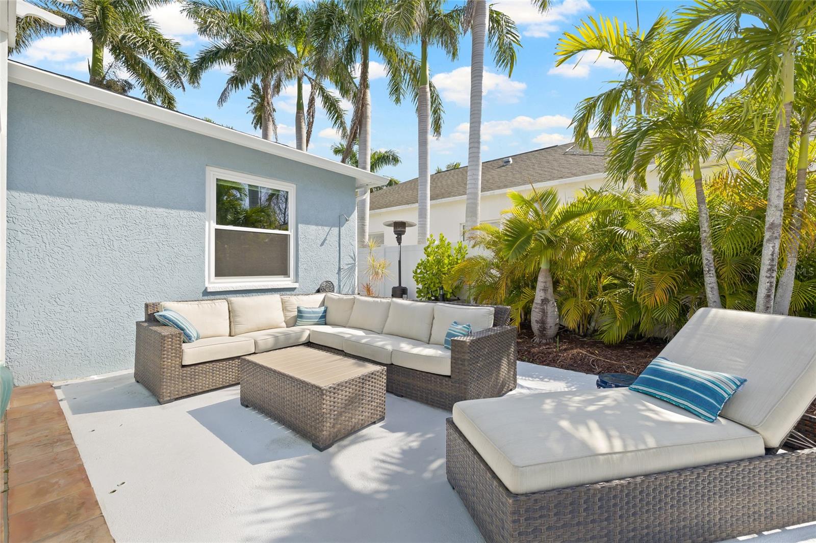 330 47TH AVE N, ST PETERSBURG, FL, 33703