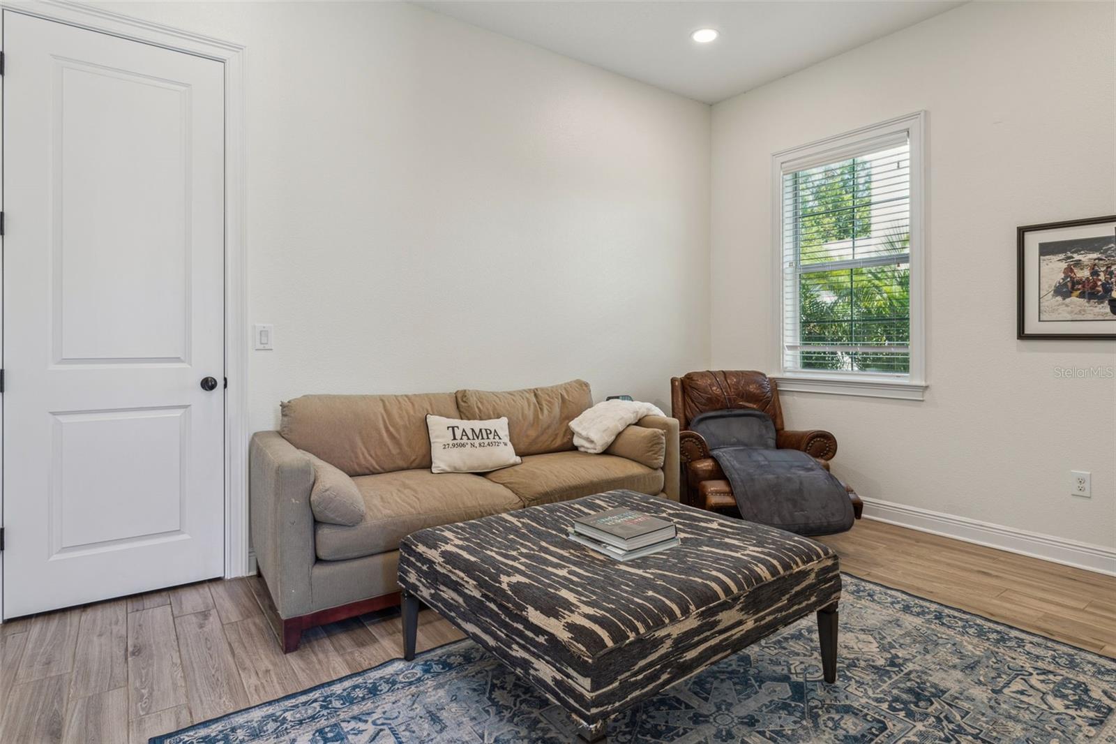 3616 S GARDENIA AVE, TAMPA, FL, 33629