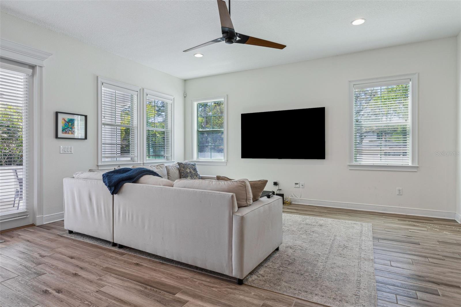 3616 S GARDENIA AVE, TAMPA, FL, 33629