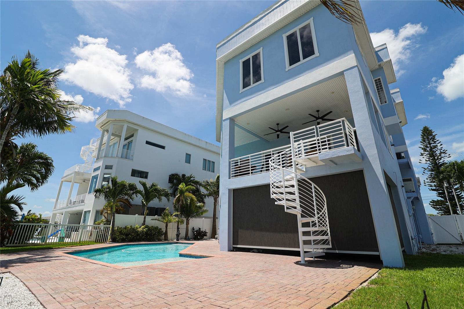 11105 5TH ST E, TREASURE ISLAND, FL, 33706