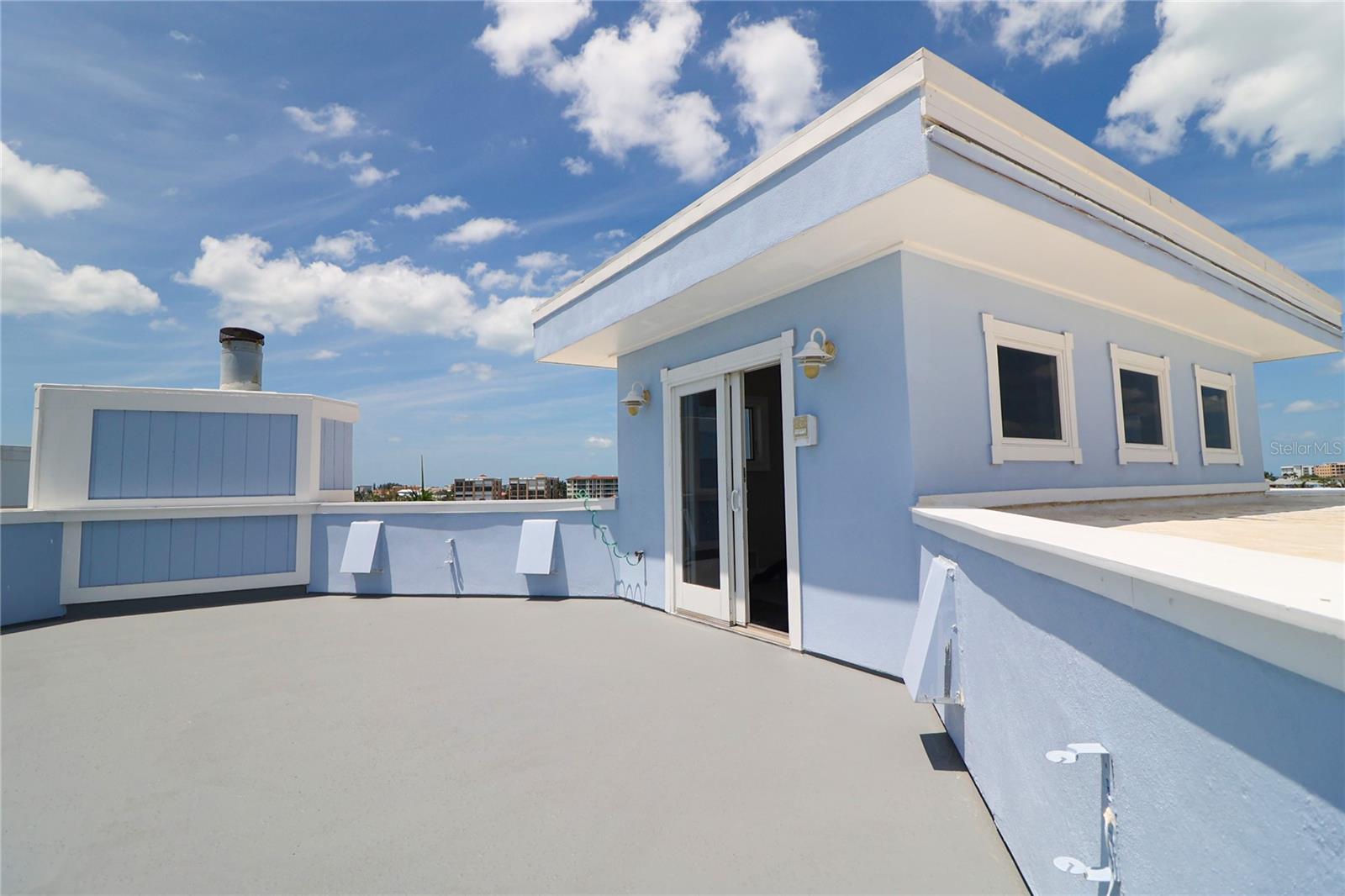 11105 5TH ST E, TREASURE ISLAND, FL, 33706