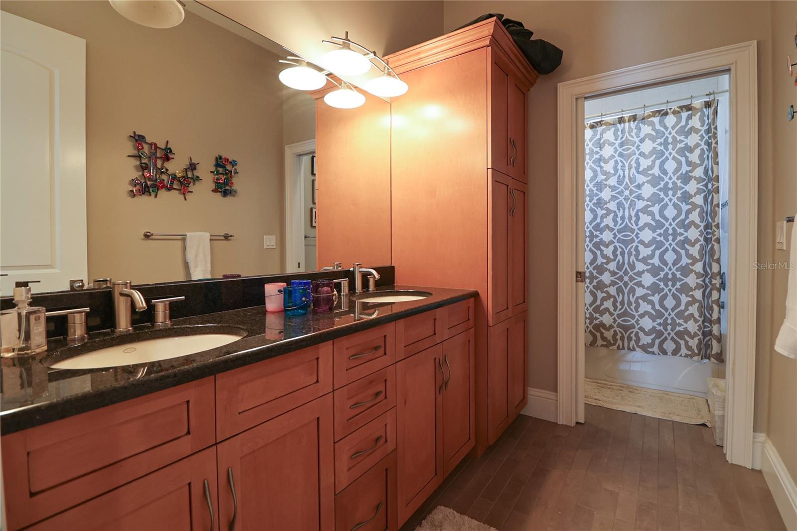 11105 5TH ST E, TREASURE ISLAND, FL, 33706