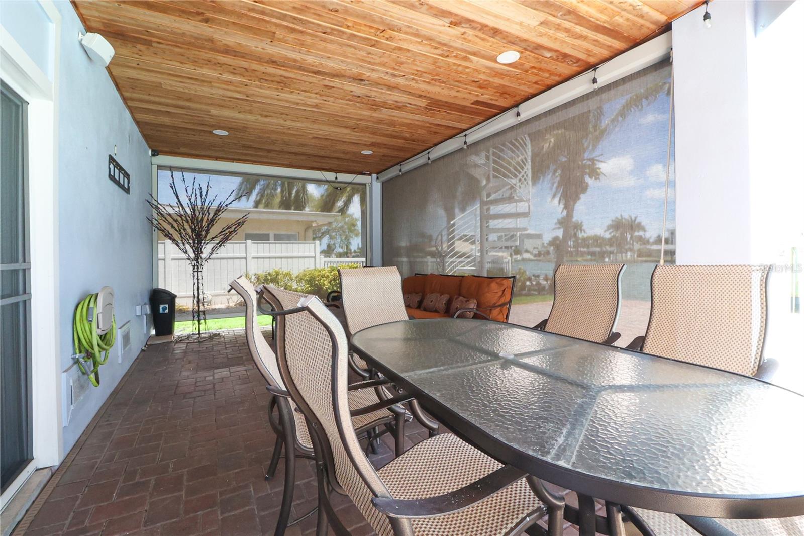 11105 5TH ST E, TREASURE ISLAND, FL, 33706