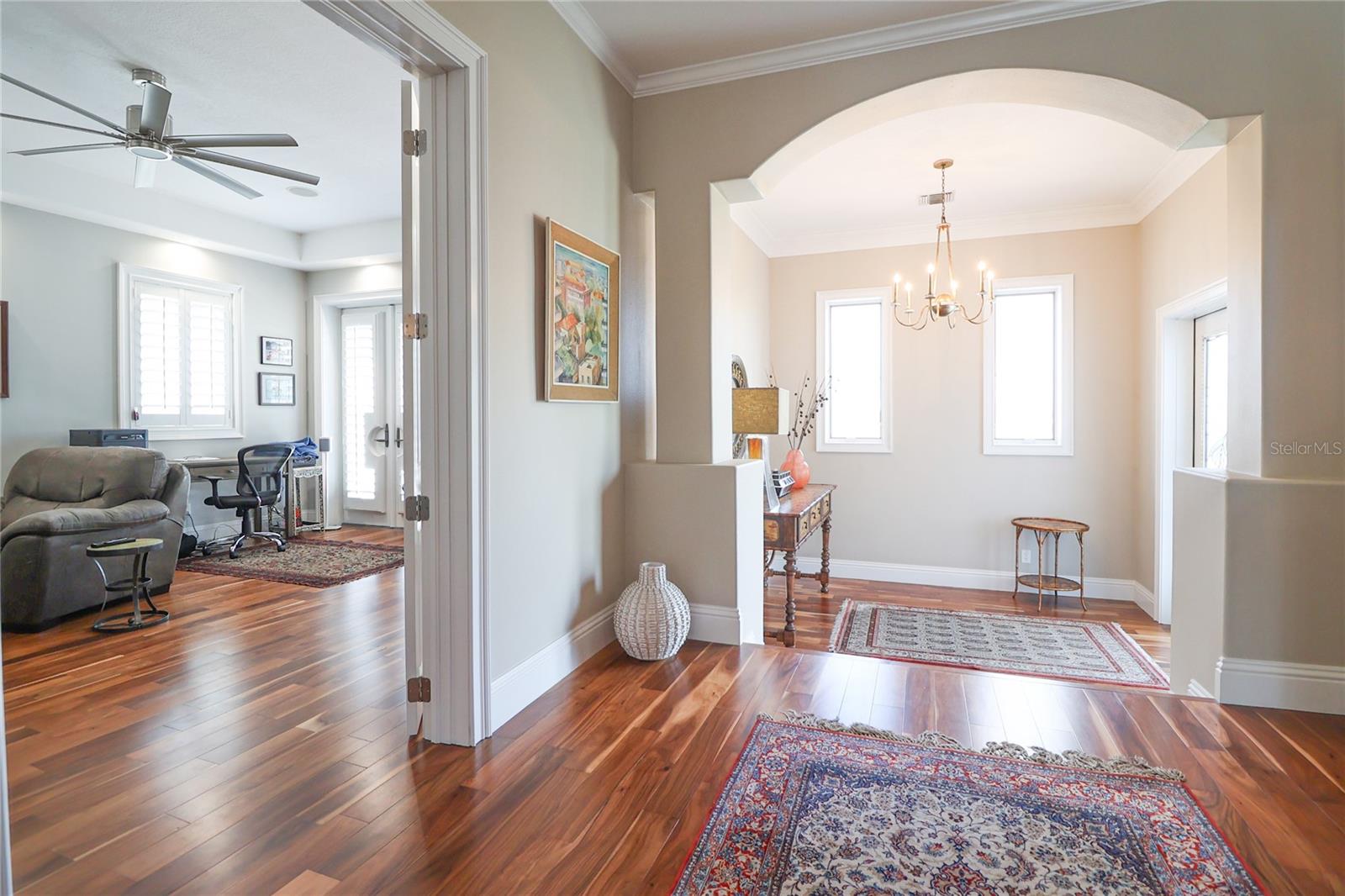 11105 5TH ST E, TREASURE ISLAND, FL, 33706