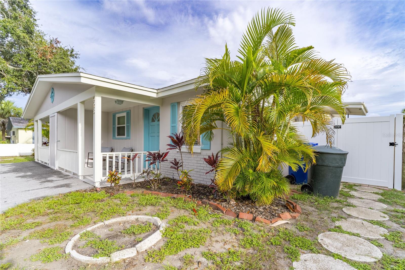 623 LYNDHURST ST, DUNEDIN, FL, 34698