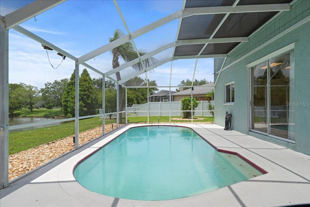 11519 GLENMONT DR, TAMPA, FL, 33635
